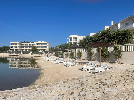 Perla Beach
