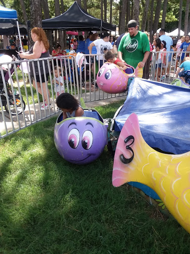 Park «Kingwood Town Center Park», reviews and photos, 8 N Main St, Kingwood, TX 77339, USA