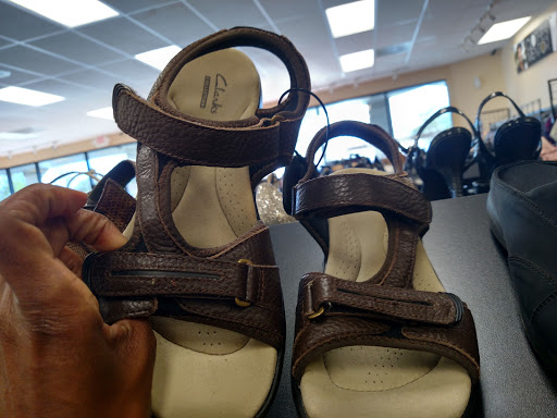 Used Clothing Store «Clothes Mentor», reviews and photos, 9762 Midlothian Turnpike, Richmond, VA 23235, USA