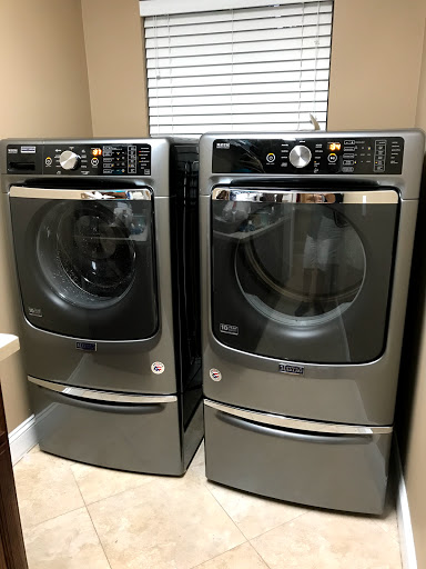 Appliance Store «Famous Tate Appliance & Bedding Centers», reviews and photos, 1015 E Brandon Blvd, Brandon, FL 33511, USA