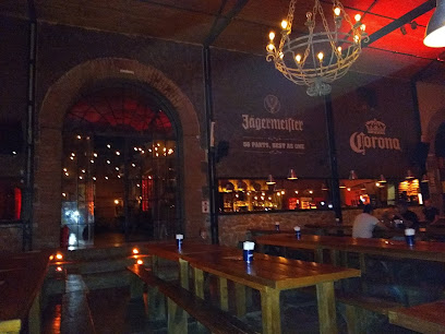 Taverna - Viamonte 4961, M5505 Luján de Cuyo, Mendoza, Argentina