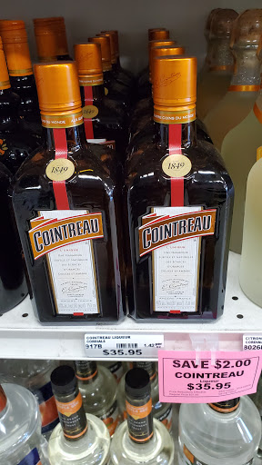 Liquor Store «Newberg Liquor Store», reviews and photos, 2303 Portland Rd, Newberg, OR 97132, USA