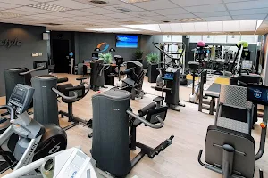 Focus Fit sports and exercise center image