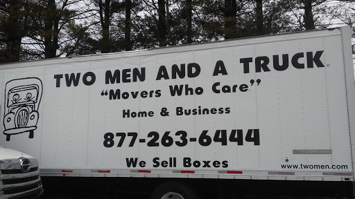 Moving and Storage Service «Two Men and a Truck», reviews and photos, 25 Van Zant St #1a1, Norwalk, CT 06855, USA