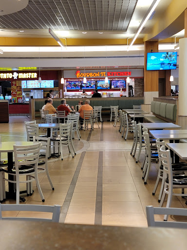 Shopping Mall «Southridge Mall», reviews and photos, 5300 S 76th St, Greendale, WI 53129, USA