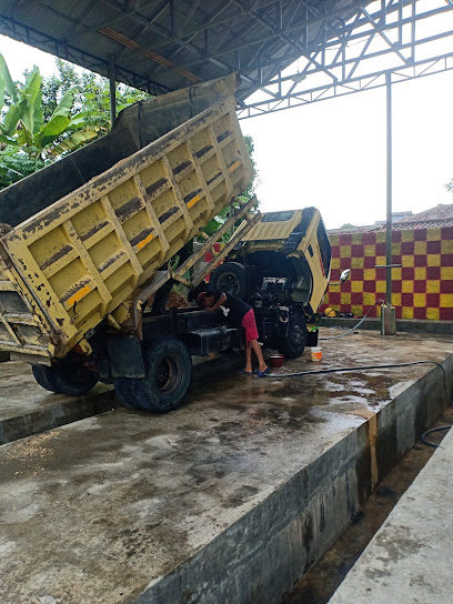 Tambal Ban dan Truck Wash Pratama