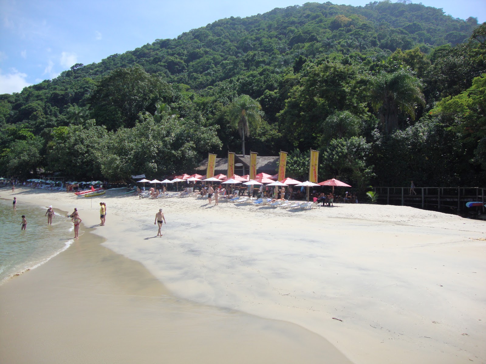 Foto von Araca Strand annehmlichkeitenbereich