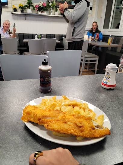 JOHNNY MAC,S FISH & CHIPS - COLCHESTER