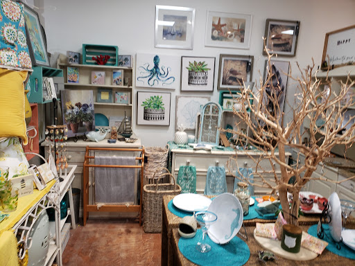 Gift Shop «Pangaea Outpost», reviews and photos, 909 Garnet Ave, San Diego, CA 92109, USA