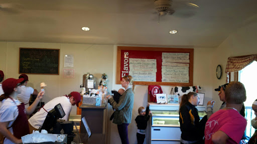 Ice Cream Shop «Chester Springs Creamery», reviews and photos, 521 E Uwchlan Ave, Chester Springs, PA 19425, USA