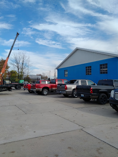 Truck Repair Shop «Barnes Auto Service», reviews and photos, 3730 Bishop Ln, Louisville, KY 40218, USA