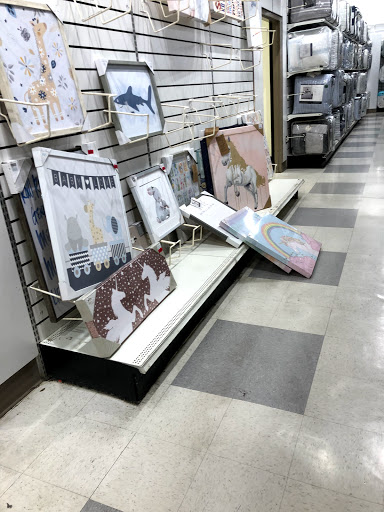 Department Store «T.J. Maxx & HomeGoods», reviews and photos, 80 S Tunnel Rd, Asheville, NC 28805, USA