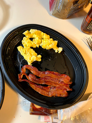 American Restaurant «Cracker Barrel Old Country Store», reviews and photos, 45525 N Interstate 94 Service Dr, Belleville, MI 48111, USA