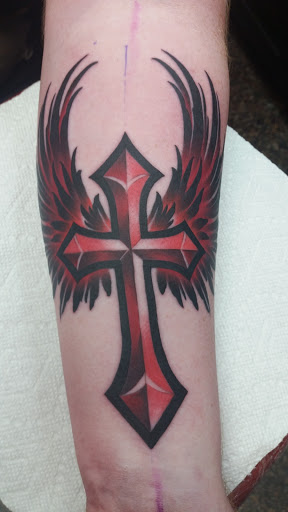 Explore dog lover tattoo ideas, creative tattoo ideas in Pineville, available at Roldans Tattoo Studio