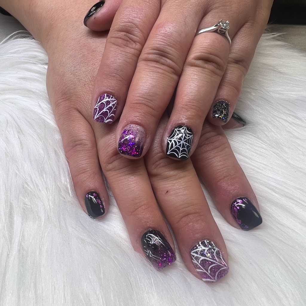 K Nails 68048