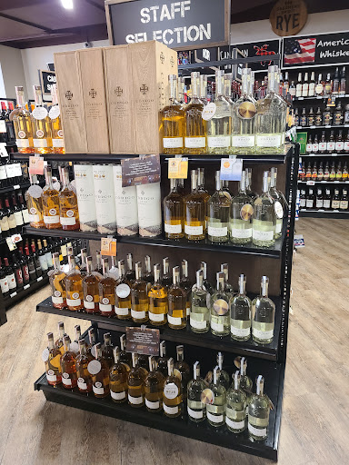 Liquor Store «Montgomery County», reviews and photos, 11301 Seven Locks Rd, Potomac, MD 20854, USA
