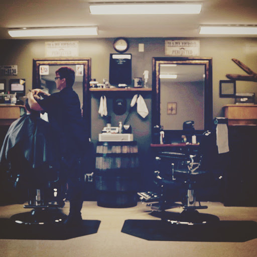 Barber Shop «County Line Barbers», reviews and photos, 7626 KY-146, Pewee Valley, KY 40056, USA