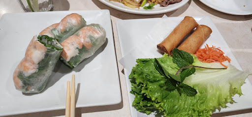Moms Pho & Grill image