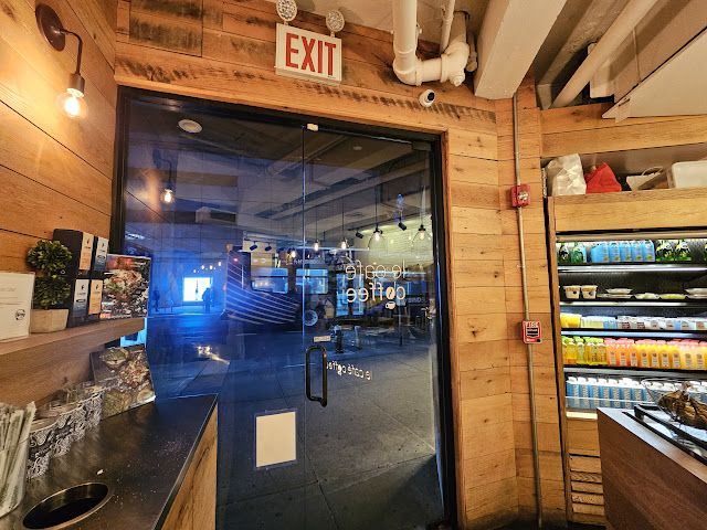 Le Cafe Coffee by null