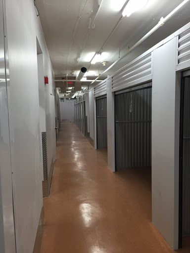 Self-Storage Facility «4th and Elm Self Storage», reviews and photos, 151 W 4th St, Cincinnati, OH 45202, USA