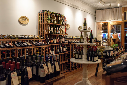 Wine Store «Table Wine», reviews and photos, 79-14 37th Ave, Jackson Heights, NY 11372, USA