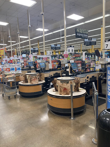 Grocery Store «Dillons», reviews and photos, 3020 E Douglas Ave, Wichita, KS 67214, USA