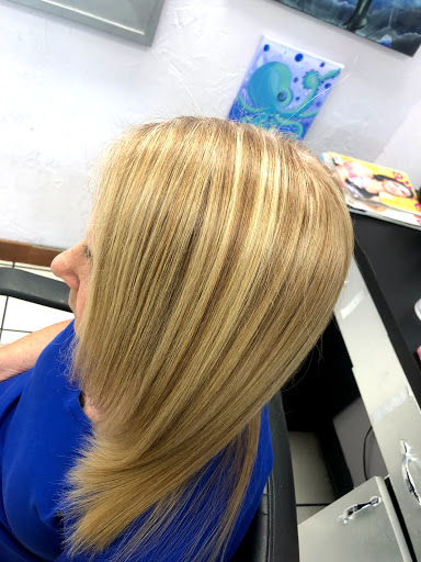 Nail Salon «Awesome Blossom Beauty Salon», reviews and photos, 2875 S Orange Ave #520, Orlando, FL 32806, USA