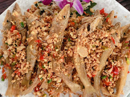 ร้านเจ๊ดาอาหารตามสั่ง