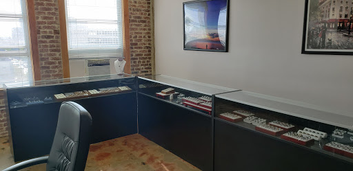 Jeweler «Larson Jewelers», reviews and photos, 235 E Broadway #606, Long Beach, CA 90802, USA