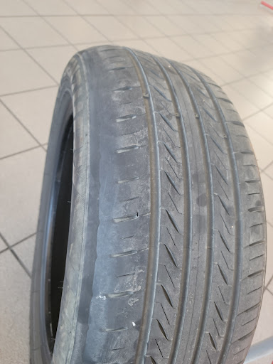 Tire Shop «Discount Tire Store», reviews and photos, 5601 Slide Rd, Lubbock, TX 79414, USA