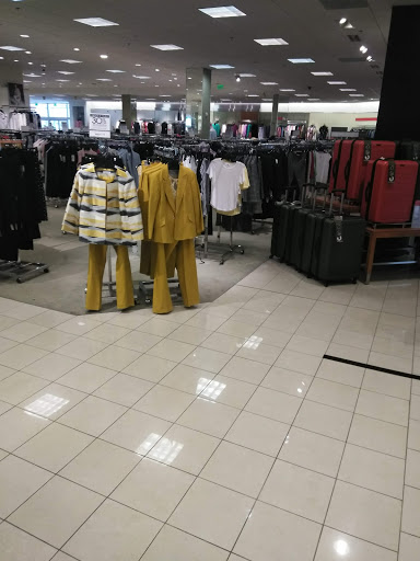 Shopping Mall «Dartmouth Mall», reviews and photos, 200 N Dartmouth Mall, Dartmouth, MA 02747, USA