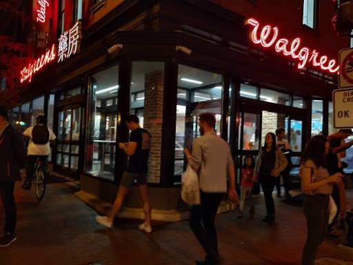 Convenience Store «Walgreens», reviews and photos, 801 7th St NW, Washington, DC 20001, USA