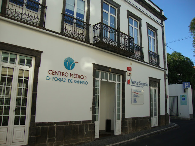 Centro Médico Dr. Forjaz Sampaio, Lda. - Médico