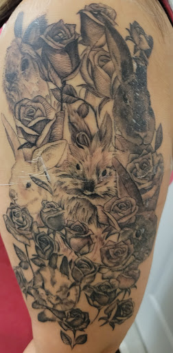 Explore tattoo leg sleeve ideas, creative tattoo ideas in Schaumburg, available at Atmosphere Tattoo Gallery - Schaumburg