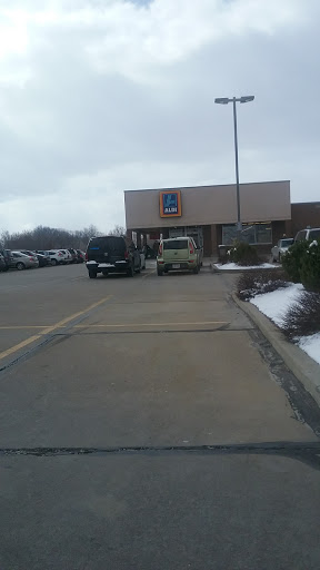 Supermarket «ALDI», reviews and photos, 2150 W State St, Alliance, OH 44601, USA