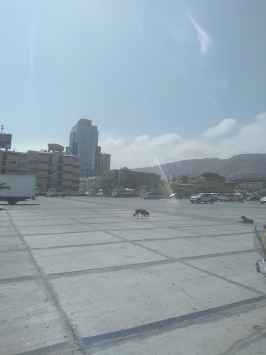 Opiniones de Explanada Estadio Regional en Antofagasta - Aparcamiento
