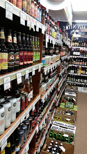 Wine Store «Vineyard Liquor Store», reviews and photos, 115 E South St, Plano, IL 60545, USA