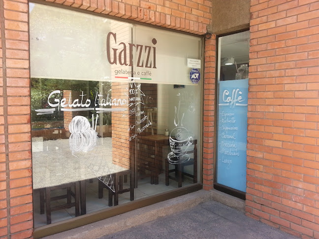 Opiniones de Garzzi Gelateria e Caffe en Las Condes - Cafetería
