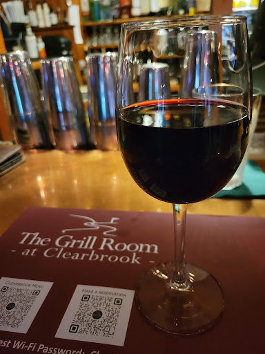 Golf Club «Clearbrook Golf Club & The Grill Room at Clearbrook», reviews and photos, 6494 Clearbrook Dr, Saugatuck, MI 49453, USA