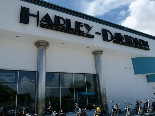 Harley-Davidson Dealer «Peterson’s Miami Beach Harley-Davidson», reviews and photos, 401 Biscayne Blvd, Miami, FL 33132, USA