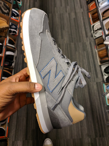 Department Store «Nordstrom Rack Tempe Marketplace», reviews and photos, 1900 E Rio Salado Pkwy, Tempe, AZ 85281, USA