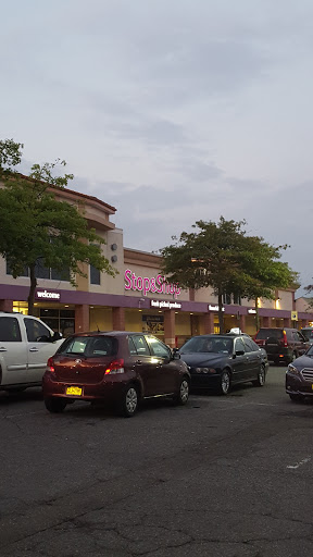 Supermarket «Super Stop & Shop», reviews and photos, 533 E Main St, Bay Shore, NY 11706, USA