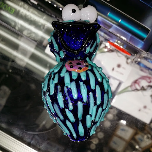 Tobacco Shop «THE GREENMILE VAPE & SMOKE SHOP», reviews and photos, 2014 W Bullard Ave, Fresno, CA 93711, USA