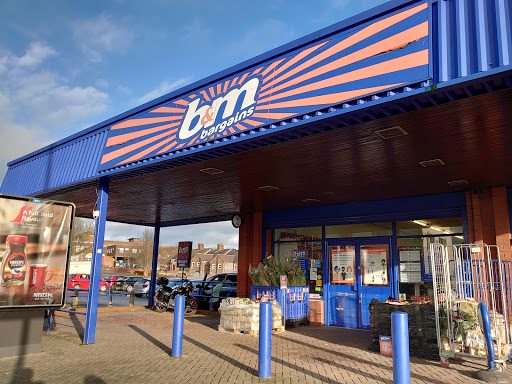 B&M Store