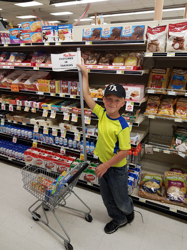 Grocery Store «Red Front Supermarket, Inc», reviews and photos, 677 Chicago Ave, Harrisonburg, VA 22802, USA