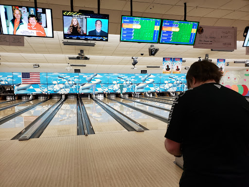 Bowling Alley «Al-Mar Lanes», reviews and photos, 1010 N Main St, Bowling Green, OH 43402, USA