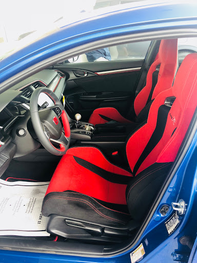 Car Dealer «Vinart Dealerships», reviews and photos, 675 State Ave, Emmaus, PA 18049, USA