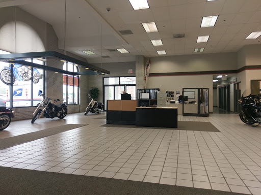 Used Car Dealer «Jay Wolfe Auto Outlet», reviews and photos, 10 NW Barry Rd, Kansas City, MO 64155, USA