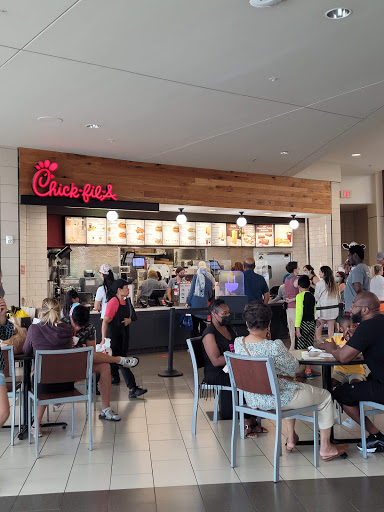 Shopping Mall «North Point Mall», reviews and photos, 1000 North Point Cir, Alpharetta, GA 30022, USA