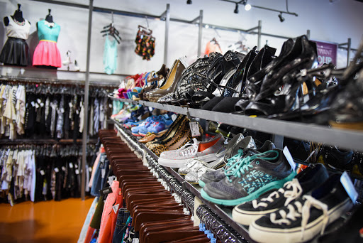 Clothing Store «Uptown Cheapskate», reviews and photos, 8436 Denton Hwy #206, Watauga, TX 76148, USA